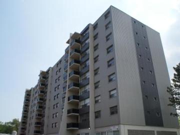 Apartments  Rent on Apartments For Rent In Toronto   2283 Eglinton Avenue Apartments