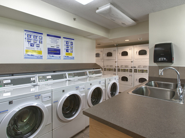 Apartments for Rent in Vancouver - Earles Court at Collingwood Village - CanadaRentalGuide.com