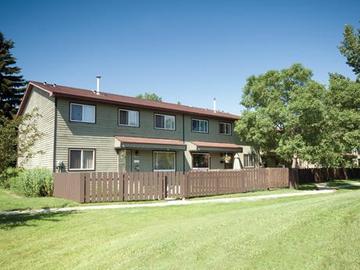Apartments for Rent in Edmonton -  Cricket Court - CanadaRentalGuide.com