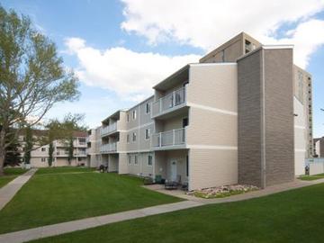 Apartments for Rent in Edmonton -  Empire Park - CanadaRentalGuide.com