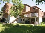 Hillcrest Place - Edmonton, Alberta - Apartment for Rent
