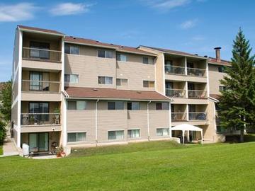 Apartments for Rent in Edmonton -  Victoria County - CanadaRentalGuide.com