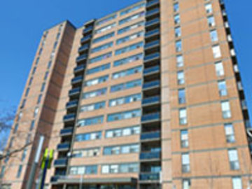Apartments for Rent in Etobicoke  -  West Mall Towers - CanadaRentalGuide.com