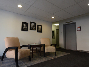 Apartments for Rent in Calgary -  Queenswood House - CanadaRentalGuide.com