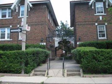 Apartments for Rent in Toronto -  Howland Court - CanadaRentalGuide.com