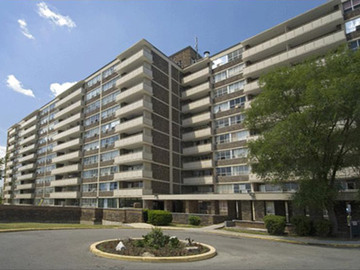 Apartments for Rent in Toronto -  Dehaviland Court - CanadaRentalGuide.com