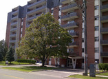 Tower On The Green - Oshawa, Ontario - Apartment for Rent