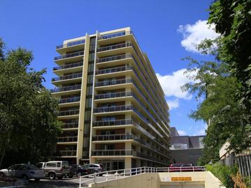 Apartments for Rent in Burlington -  Sandpiper Apartments - CanadaRentalGuide.com