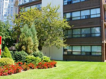 Apartments for Rent in Etobicoke -  Promenade Apartments - CanadaRentalGuide.com