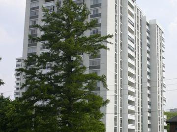 Apartments for Rent in Kitchener -  Queen Margaret Place I - CanadaRentalGuide.com