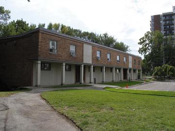 Apartments for Rent in Oakville -  Park Terrace IV - CanadaRentalGuide.com