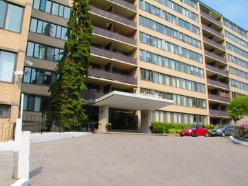 Apartments for Rent in Toronto -  Fontainebleu Apartments - CanadaRentalGuide.com