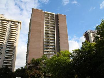 Apartments for Rent in Toronto -  Upper Canada Court (110) - Yonge and Eglinton - CanadaRentalGuide.com