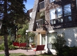 Floyd Manor - Calgary, Alberta - Apartment for Rent
