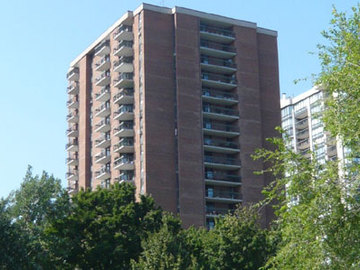 Apartments for Rent in Toronto -  2220 Marine Drive Oakville - CanadaRentalGuide.com