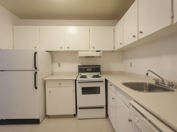 Apartments for Rent in Victoria -  Kamel Point Village Apartments - CanadaRentalGuide.com