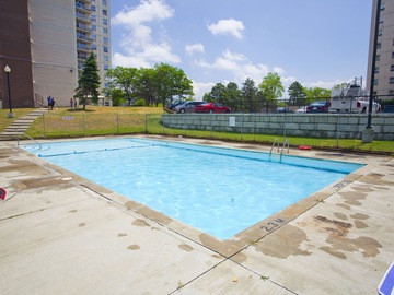 Apartments for Rent in Toronto -  Lawrence East Apartments - CanadaRentalGuide.com