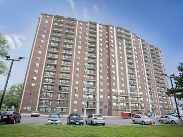 Apartments for Rent in Toronto - Scarborough Golf Apartments - CanadaRentalGuide.com