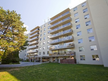 Apartments for Rent in Burlington -  Longmoor Terrace Apartments - CanadaRentalGuide.com