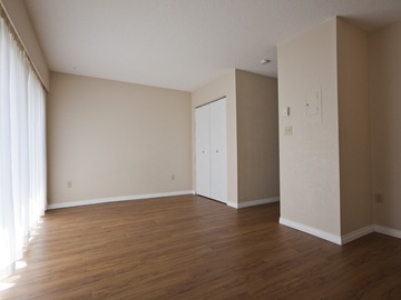 Apartments for Rent in Victoria -  Queens Avenue Apartments - CanadaRentalGuide.com