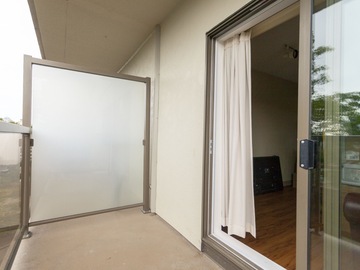Apartments for Rent in Victoria -  Tara Place Apartments - CanadaRentalGuide.com