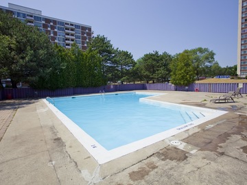 Apartments for Rent in Mississauga -  Park Royal Village Apartments - CanadaRentalGuide.com