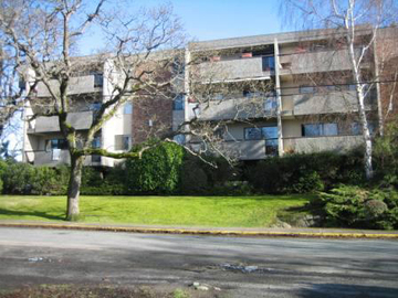 Apartments for Rent in Saanich - Fair Oaks Apartments - CanadaRentalGuide.com