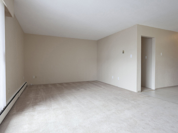 Apartments for Rent in Victoria -  Niagara Court Apartments - CanadaRentalGuide.com