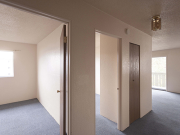 Apartments for Rent in Victoria -  Anondale Court - CanadaRentalGuide.com
