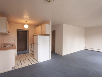 Apartments for Rent in Victoria -  Anondale Court - CanadaRentalGuide.com
