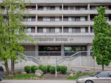 Apartments for Rent in Toronto -  Yonge Eglinton Apartments - Orchard View - CanadaRentalGuide.com