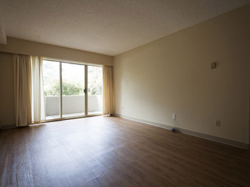 Apartments for Rent in Victoria -  Gorge Towers - CanadaRentalGuide.com