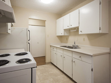 Apartments for Rent in Victoria -  Gorge Towers - CanadaRentalGuide.com