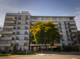 Chaplin Crescent Apartments - Toronto, Ontario - Apartment for Rent