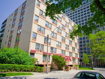 Apartments for Rent in Toronto -  Oriole Apartments - CanadaRentalGuide.com