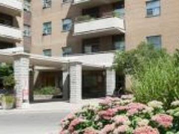 Apartments for Rent in Toronto -  199 Upper Canada Drive - CanadaRentalGuide.com