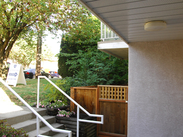 Apartments for Rent in Vancouver -  Hudson Manor - CanadaRentalGuide.com
