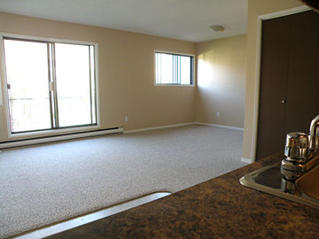Apartments for Rent in Kamloops -  Bonnie Lee Apartments - CanadaRentalGuide.com