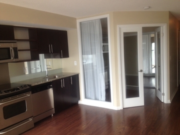 Apartments for Rent in Toronto -  96 St. Patrick - CanadaRentalGuide.com