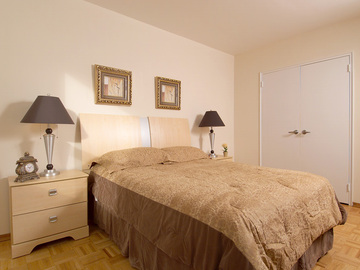 Apartments for Rent in North York -  Summit Place Apartments - CanadaRentalGuide.com