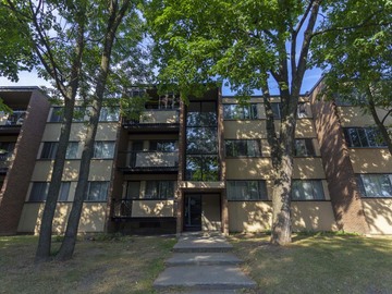 Apartments for Rent in Quebec City -  Jardin Des Seigneurs Apartments - CanadaRentalGuide.com