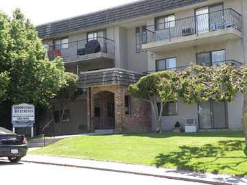 Apartments for Rent in Kamloops - Arrowstone Manor - CanadaRentalGuide.com