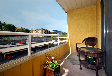 Apartments for Rent in Kamloops - Dufferin Terrace - CanadaRentalGuide.com