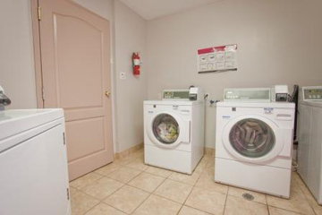 Apartments for Rent in Halifax - Ocean Brook Park Apartments - CanadaRentalGuide.com