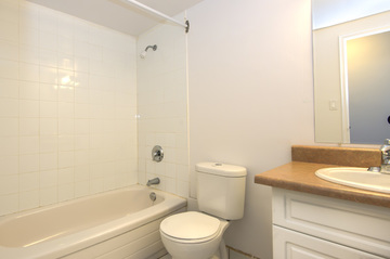 Apartments for Rent in Toronto - 2336 Weston Road - CanadaRentalGuide.com