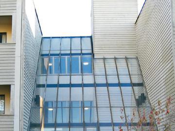 Apartments for Rent in Richmond -  Dolphin Square Apartments - CanadaRentalGuide.com