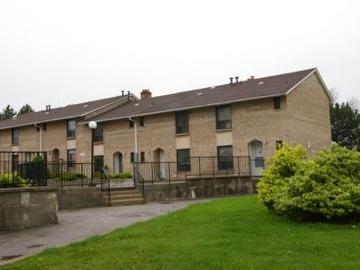 Apartments for Rent in Toronto - Goodview Townhomes - CanadaRentalGuide.com