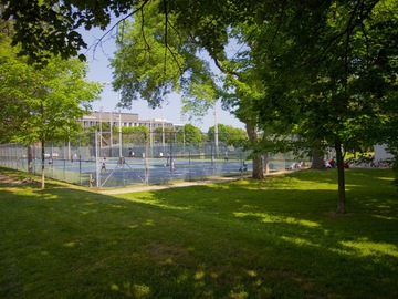 Apartments for Rent in Toronto -  Davisville Village Apartments - CanadaRentalGuide.com
