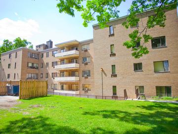 Apartments for Rent in Toronto -  Oriole Apartments - CanadaRentalGuide.com