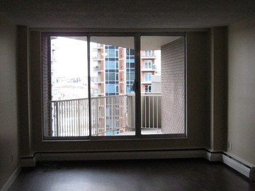 Apartments for Rent in Calgary -  Vista Tower - CanadaRentalGuide.com